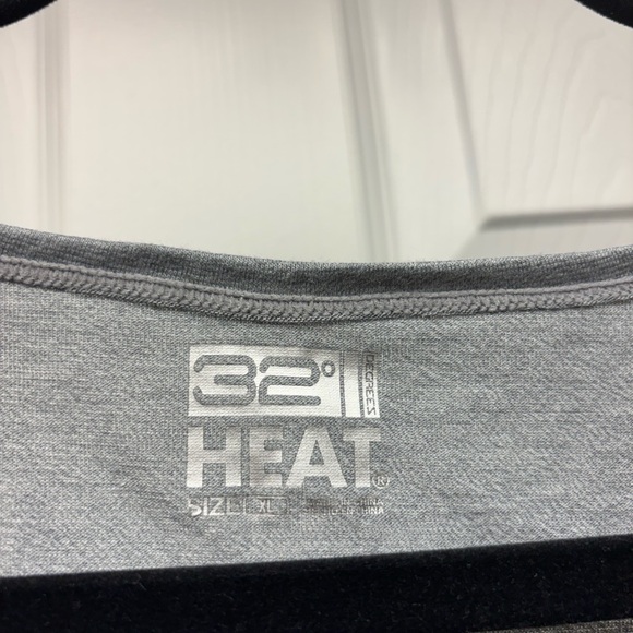 32 Degrees HEAT Long Sleeve Gray Base Layer Shirt – Size XL - Picture 2 of 4